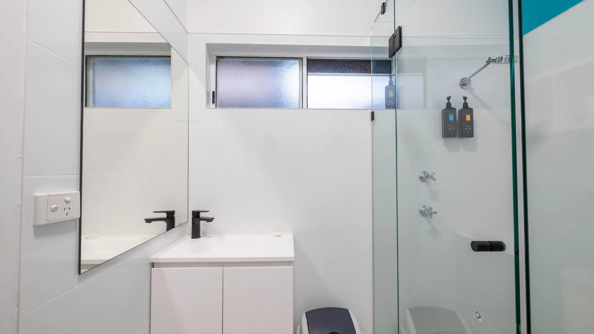 Coral Beach Lodge Port Douglas Avustralya